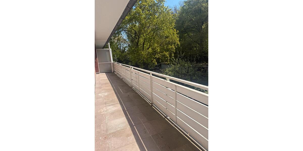 Etagenwohnung Sulingen - 3 Zimmer, 102 m&sup2;, 1.200&euro; | Angebot:26448333