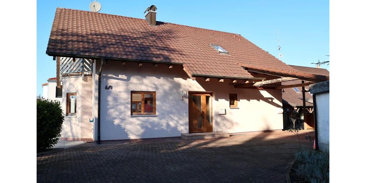 Einfamilienhaus Kandern - 5 Zimmer, 150 m&sup2;, 1.950&euro; | Angebot:25856128