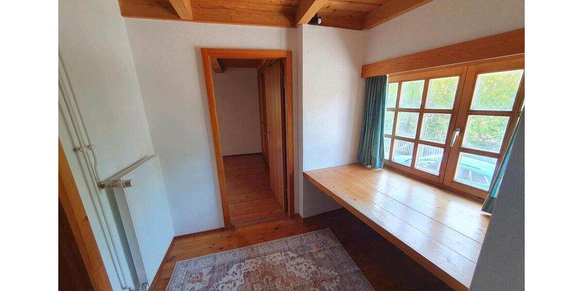 Erdgeschoßwohnung Bayerisch Gmain - 3 Zimmer, 100 m&sup2;, 1.300&euro; | Angebot:26424226