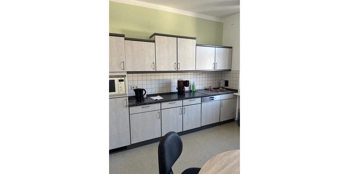 Gewerbeobjekt Freiberg - 7 Zimmer, 321 m&sup2;, 1.580&euro; | Angebot:25708878