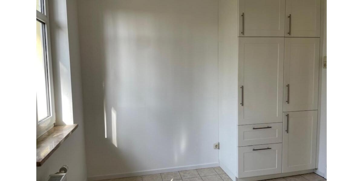 Erdgeschoßwohnung Bad Bramstedt - 3 Zimmer, 134 m&sup2;, 1.300&euro; | Angebot:25763295