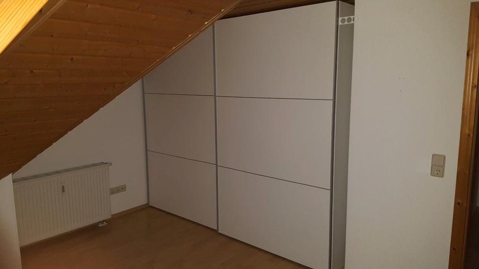 Dachgeschoßwohnung Kirchheim unter Teck - 3 Zimmer, 60 m&sup2;, 720&euro; | Angebot:26047502