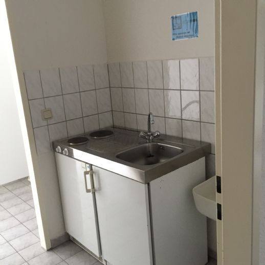 Büro oder Schulungsräume neben Kaufland, viele Parkplätze 15 zimmer