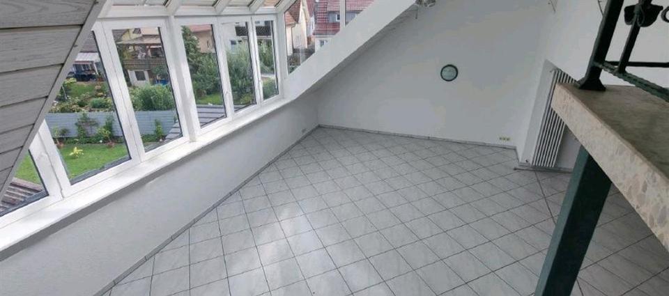 Dachgeschoßwohnung Lahr (Schwarzwald) - 3 Zimmer, 1.350&euro; | Angebot:22271427