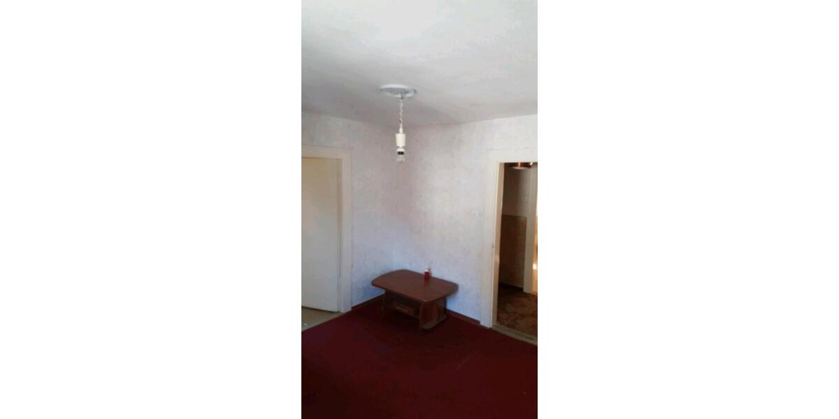 Etagenwohnung Neuhaus am Rennweg - 4 Zimmer, 100 m&sup2;, 800&euro; | Angebot:26289122