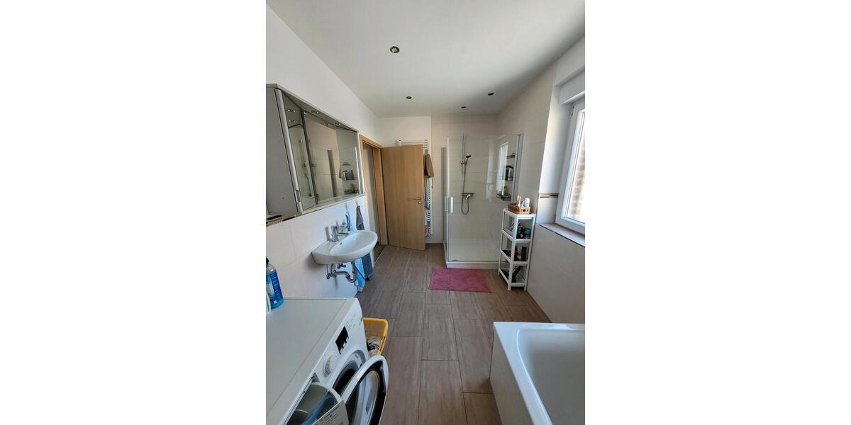 Wohnen auf Zeit Koblenz Bisholder - 16 Zimmer, 20 m&sup2;, 475&euro; | Angebot:25801295