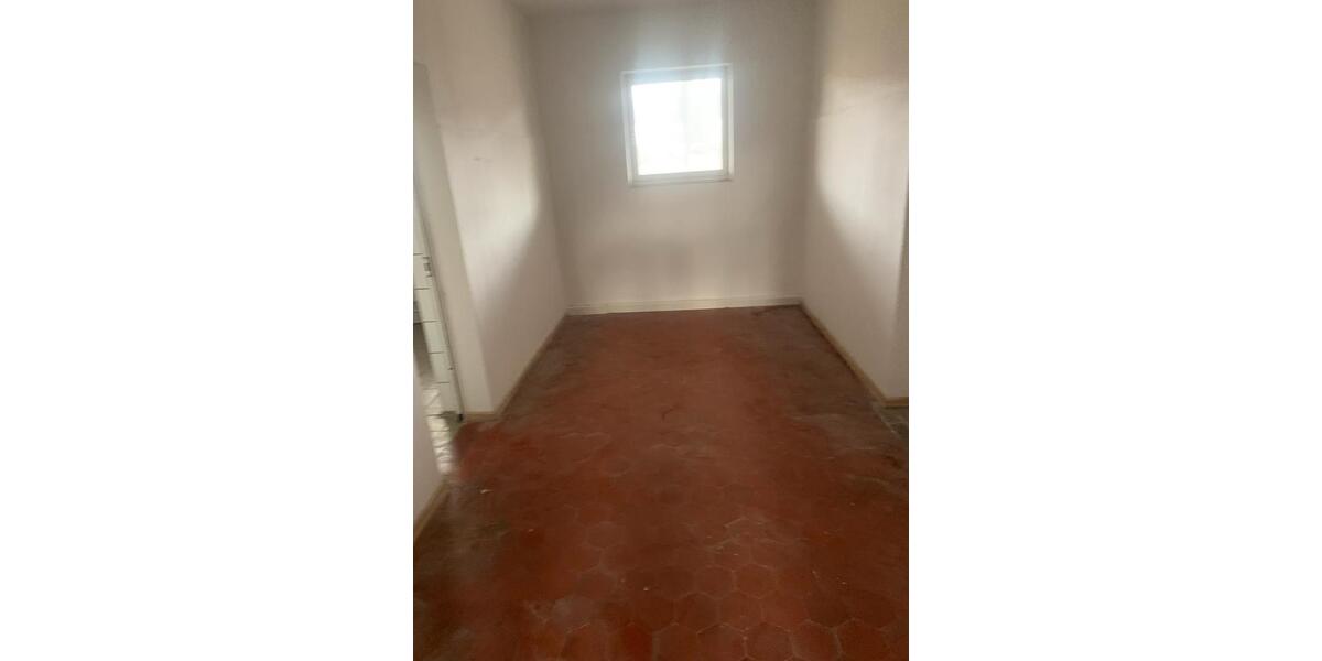 Erdgeschoßwohnung Sollstedt - 5 Zimmer, 140 m&sup2;, 750&euro; | Angebot:19078264