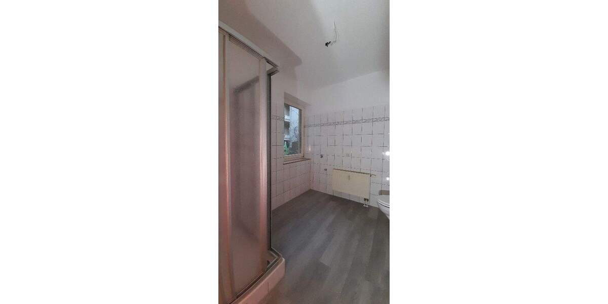 Etagenwohnung Gotha Gotha Nord - 2 Zimmer, 73 m&sup2;, 550&euro; | Angebot:25836537