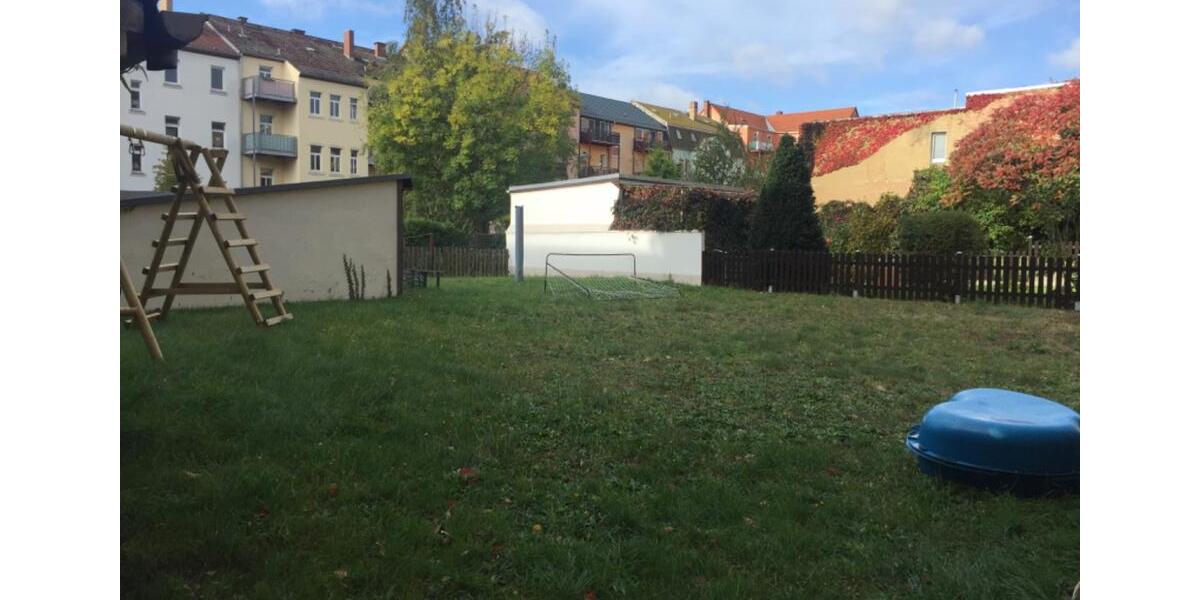 Dachgeschoßwohnung Riesa - 2 Zimmer, 38 m&sup2;, 260&euro; | Angebot:25808029