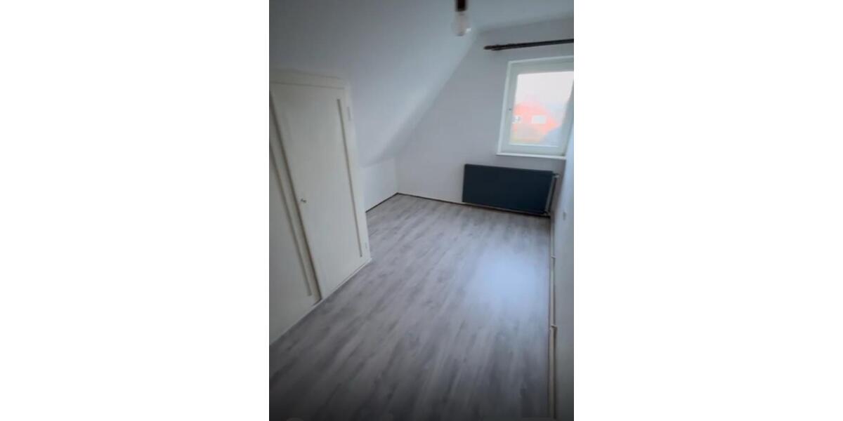 Haus mit großem Garten Einfamilienhaus 4,5 Zimmer 4.5 zimmer