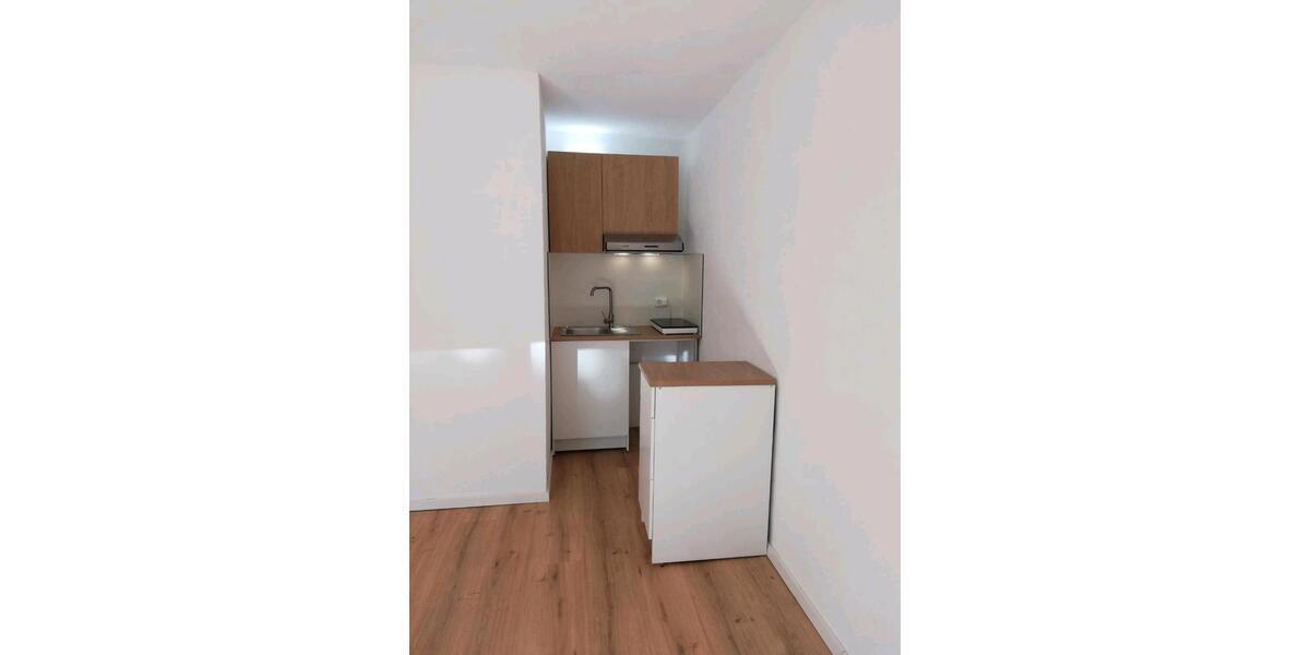 Etagenwohnung Saarbrücken St. Arnual - 1 Zimmer, 25 m&sup2;, 390&euro; | Angebot:26253230