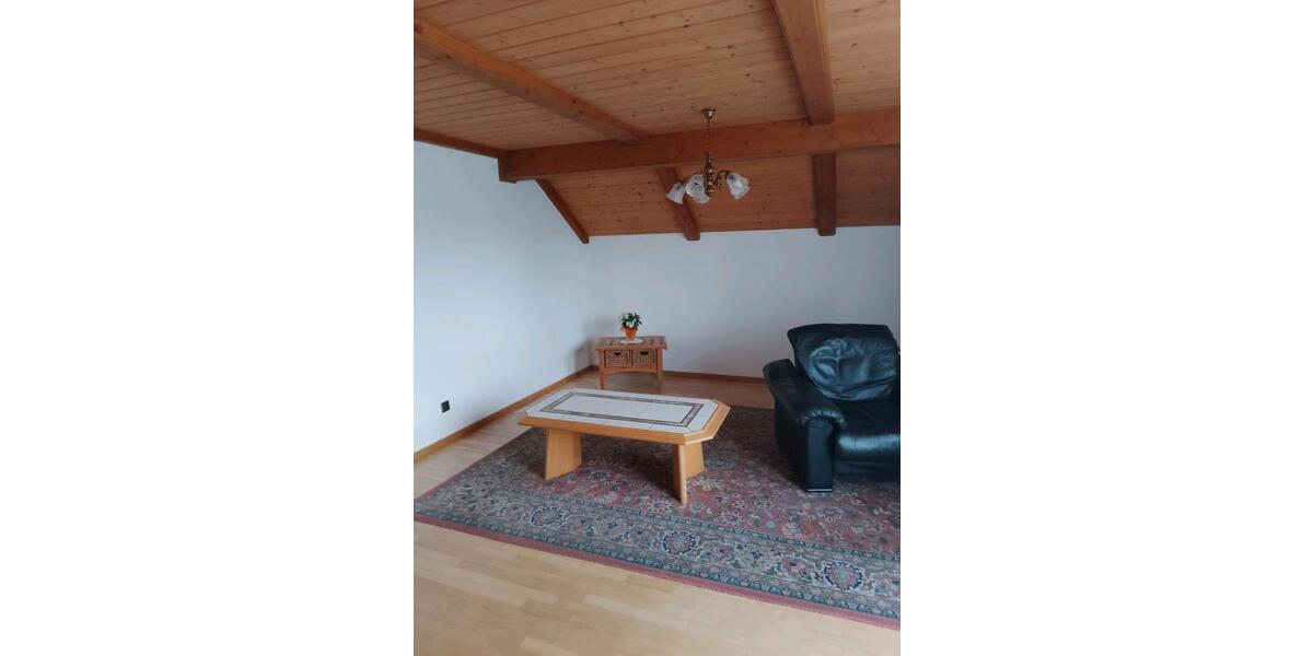 Dachgeschoßwohnung Thurnau - 4 Zimmer, 100 m&sup2;, 650&euro; | Angebot:26552556