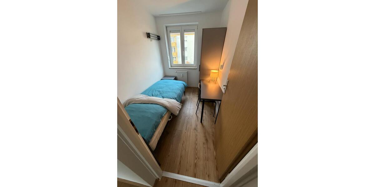 Modern saniertes WG Drachenfelsstr. 3 80997 München 3 zimmer
