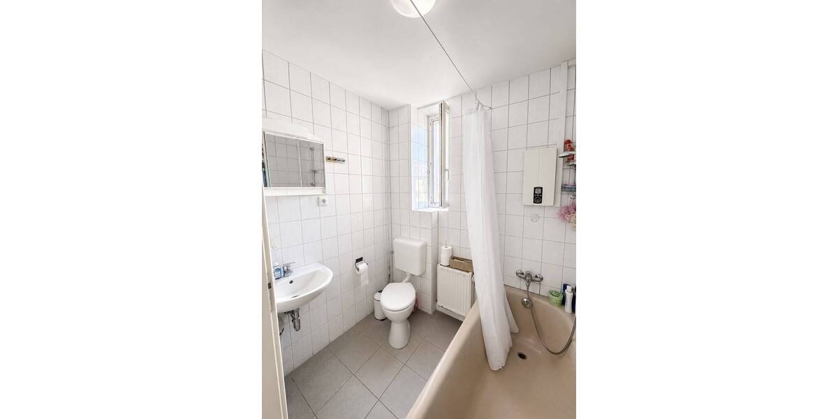 Etagenwohnung Ludwigshafen Süd - 2 Zimmer, 60 m&sup2;, 750&euro; | Angebot:26787807