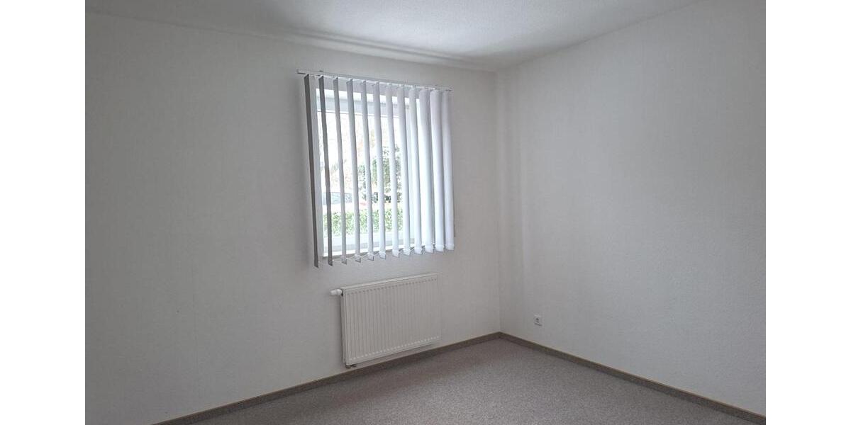 Erdgeschoßwohnung Varel - 3 Zimmer, 75 m&sup2;, 800&euro; | Angebot:24781637