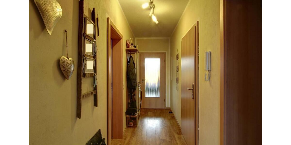 ***RESERVIERT*** 96m² | 4-Raum Wohnung | Mietwohnung | EBK Küche | Kamin | Balkon | Parken | Keller 4 zimmer