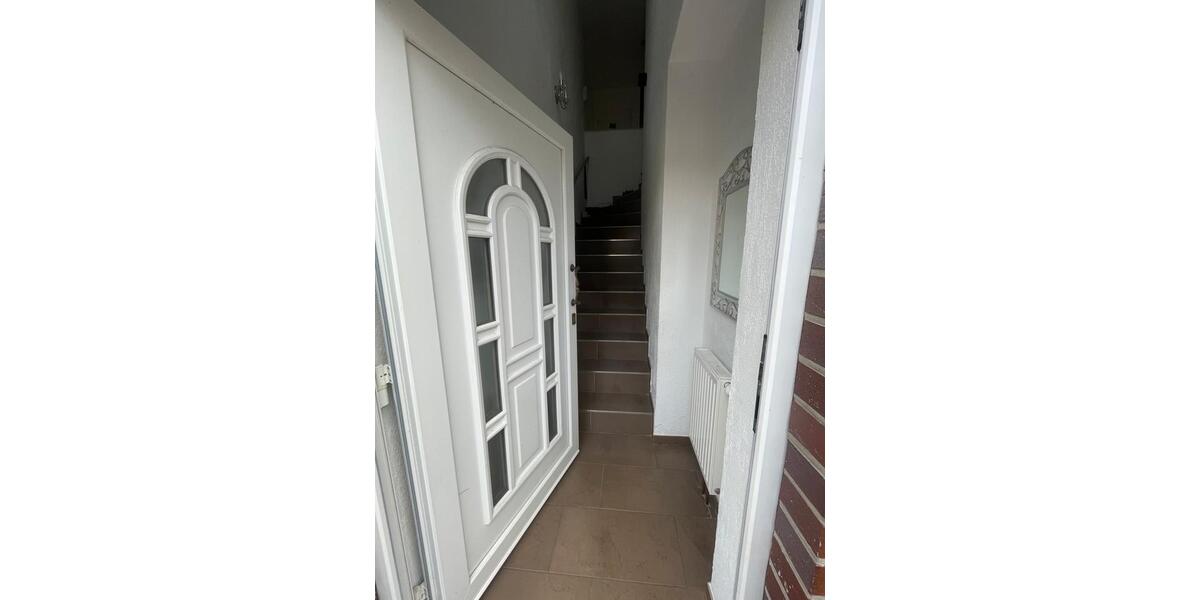 Maisonettenwohnung Delmenhorst - 3 Zimmer, 107 m&sup2;, 1.000&euro; | Angebot:26040393