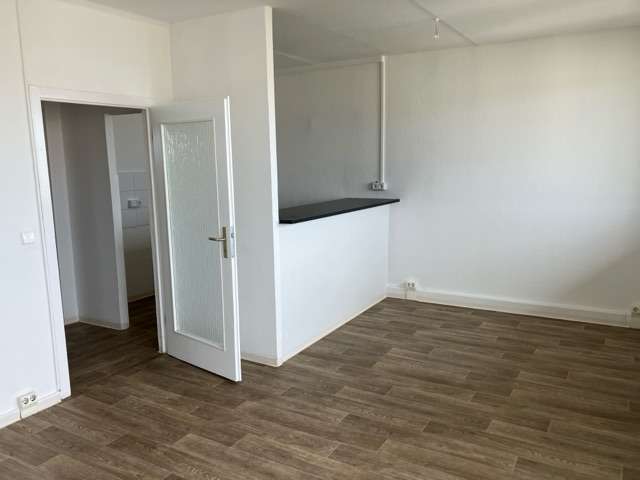 Etagenwohnung Gera Lusan - 3 Zimmer, 58 m&sup2;, 340&euro; | Angebot:26300393