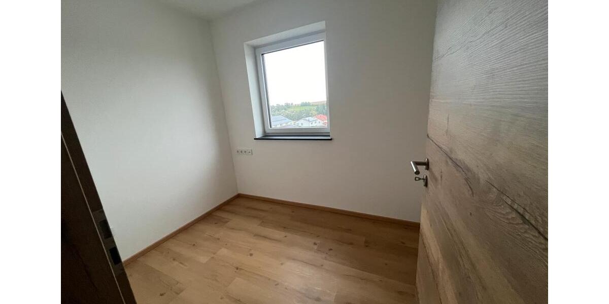 Doppelhaushälfte Reisbach Englmannsberg - 5 Zimmer, 140 m&sup2;, 1.600&euro; | Angebot:26411152