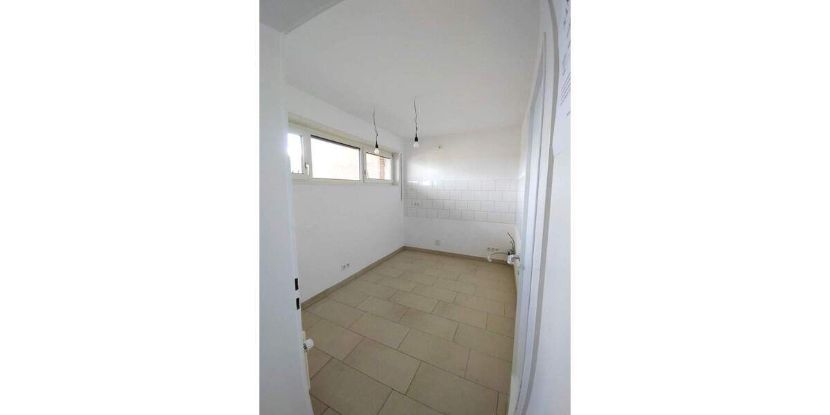 Etagenwohnung Mannheim Neckarstadt - 2 Zimmer, 61 m&sup2;, 690&euro; | Angebot:25699477
