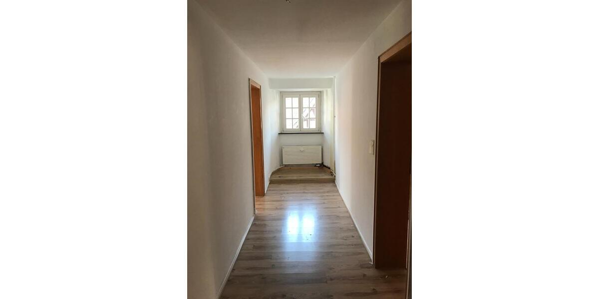 Etagenwohnung Büdingen - 3 Zimmer, 87 m&sup2;, 850&euro; | Angebot:24744330
