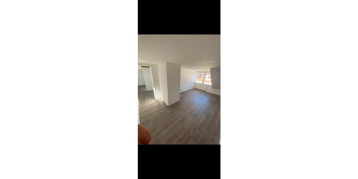 Einfamilienhaus Malchin - 9 Zimmer, 220 m&sup2;, 1.200&euro; | Angebot:24828165