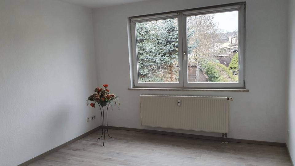 Etagenwohnung Oelsnitz (Erzgebirge) - 2 Zimmer, 62 m&sup2;, 340&euro; | Angebot:26130098