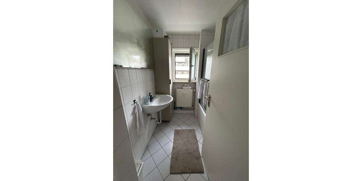 Etagenwohnung Wiesbaden Südost - 3 Zimmer, 93 m&sup2;, 1.510&euro; | Angebot:24813620