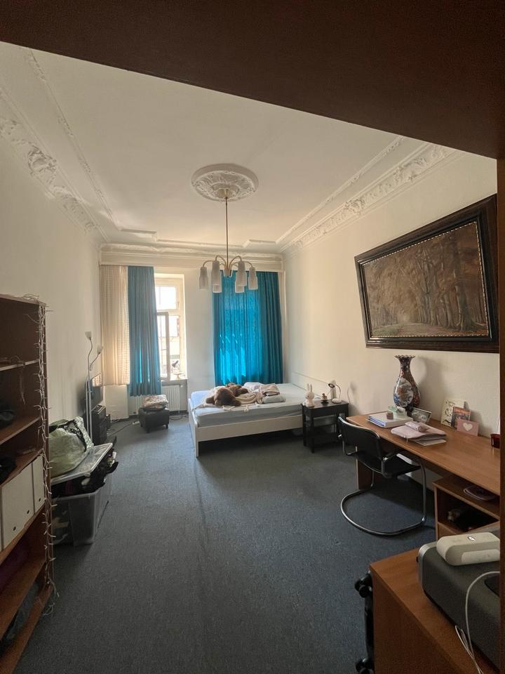 2 Zimmer in AltbauWohnung in Schleußig