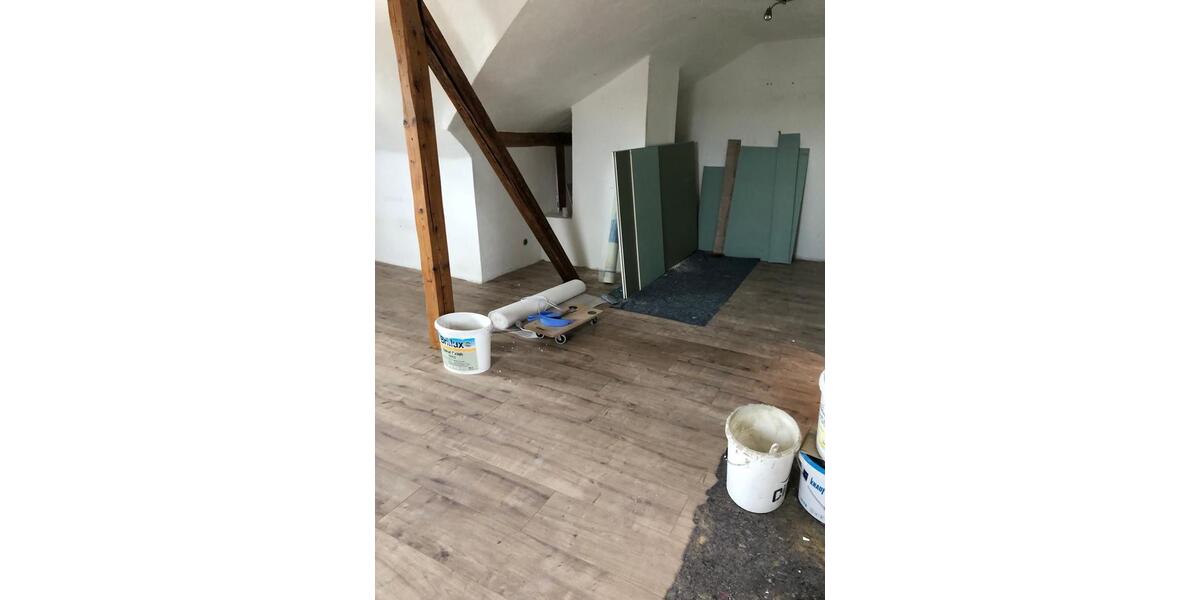 Dachgeschoßwohnung Kaisersesch - 1.5 Zimmer, 100 m&sup2;, 700&euro; | Angebot:26023353