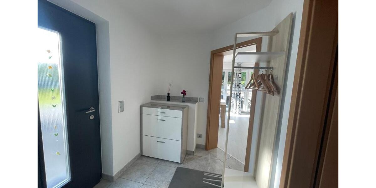 Sonnige möblierte Wohnung mit Terrasse in ruhiger Lage Kusterding 2 zimmer