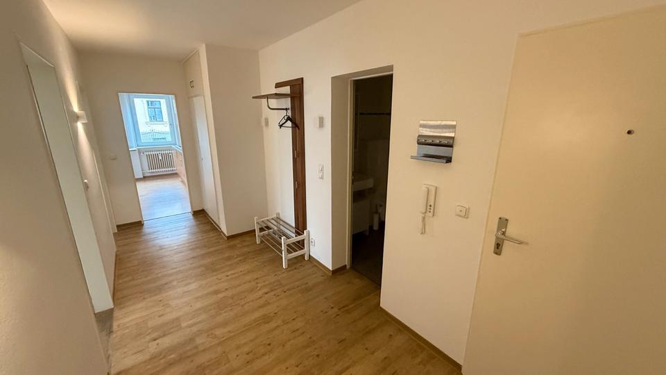 Hochparterre Füssen - 2 Zimmer, 54 m&sup2;, 800&euro; | Angebot:26631637