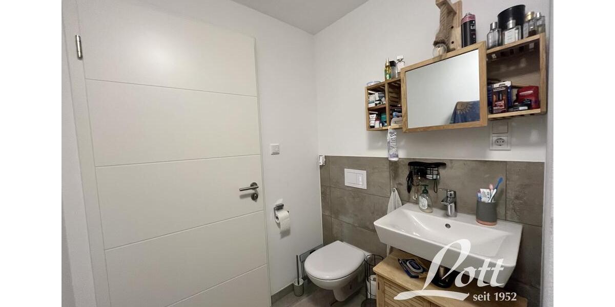 Dachgeschoßwohnung Bad Zwischenahn - 3 Zimmer, 89 m&sup2;, 1.025&euro; | Angebot:26592296