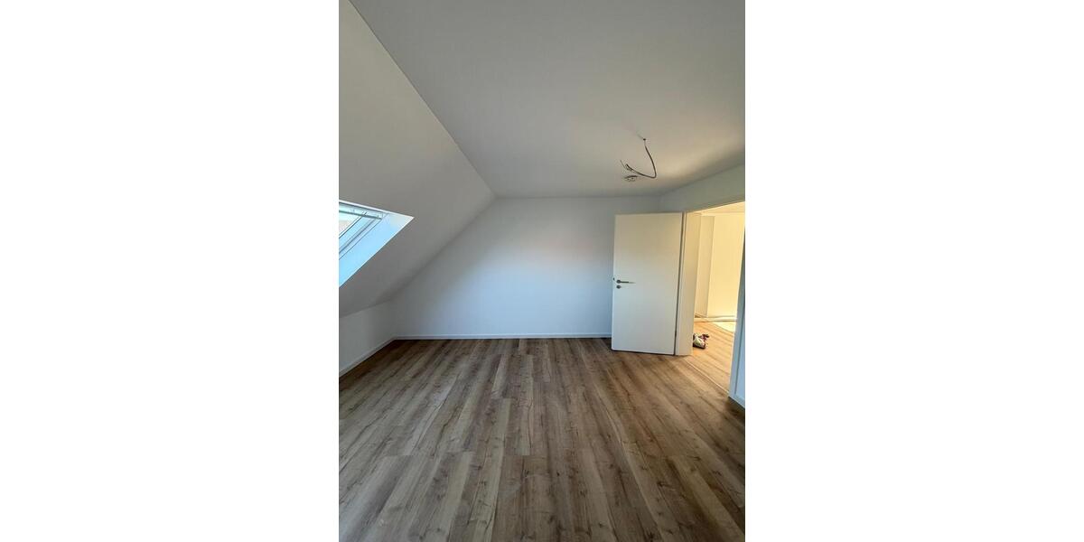 Maisonettenwohnung Bruchsal - 4 Zimmer, 103 m&sup2;, 1.350&euro; | Angebot:26548677