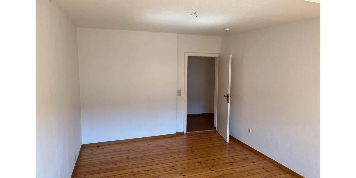 Dachgeschoßwohnung Torgau - 2 Zimmer, 68 m&sup2;, 375&euro; | Angebot:22400735