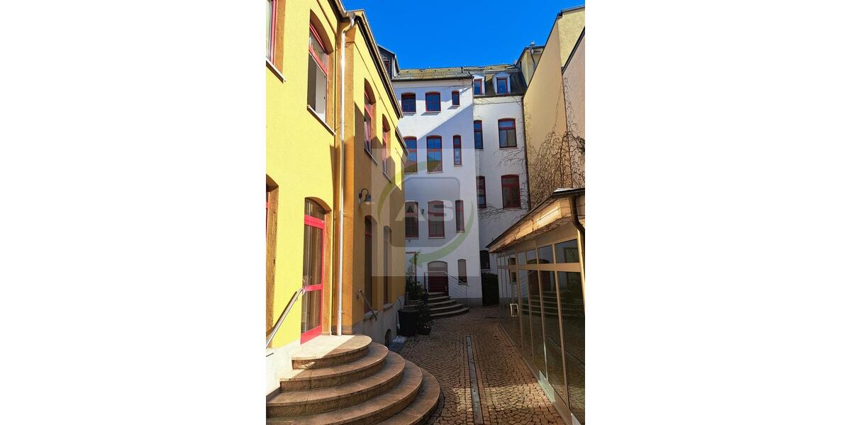 Dachgeschoßwohnung Zwickau - 2 Zimmer, 63 m&sup2;, 340&euro; | Angebot:25902812