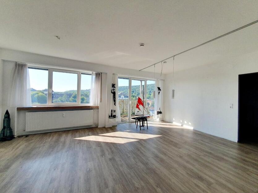 Helle 3 ZKB - Wohnung in St. Arnual mit Balkon und Einbauküche