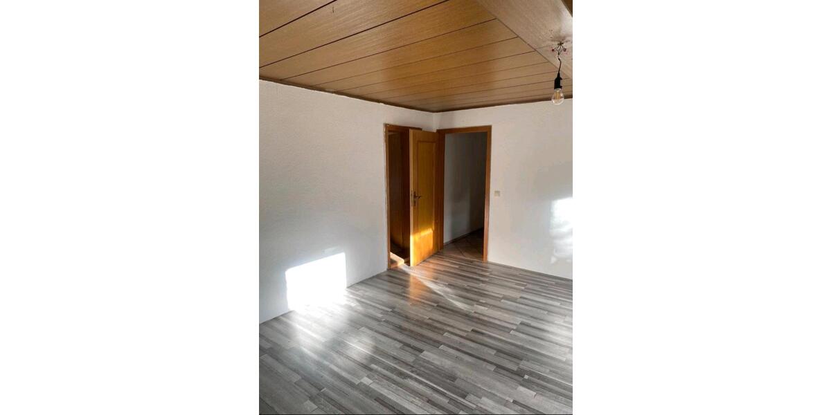 Erdgeschoßwohnung Kastellaun - 4 Zimmer, 100 m&sup2;, 750&euro; | Angebot:24349093