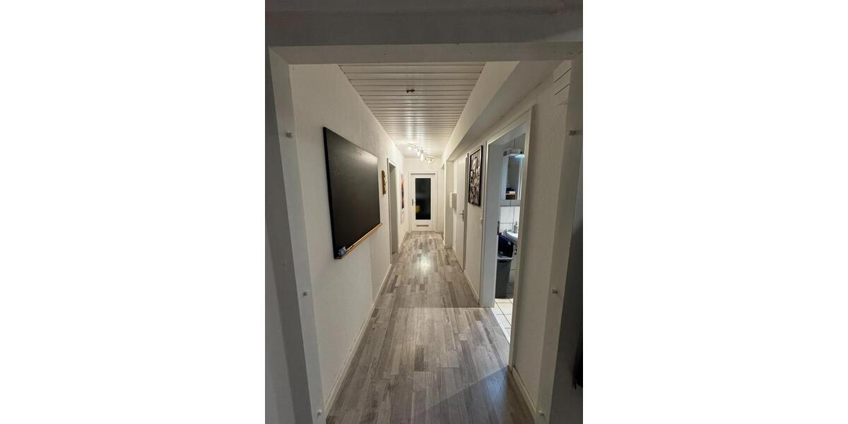 Etagenwohnung Arnsberg - 4 Zimmer, 90 m&sup2;, 630&euro; | Angebot:24836700