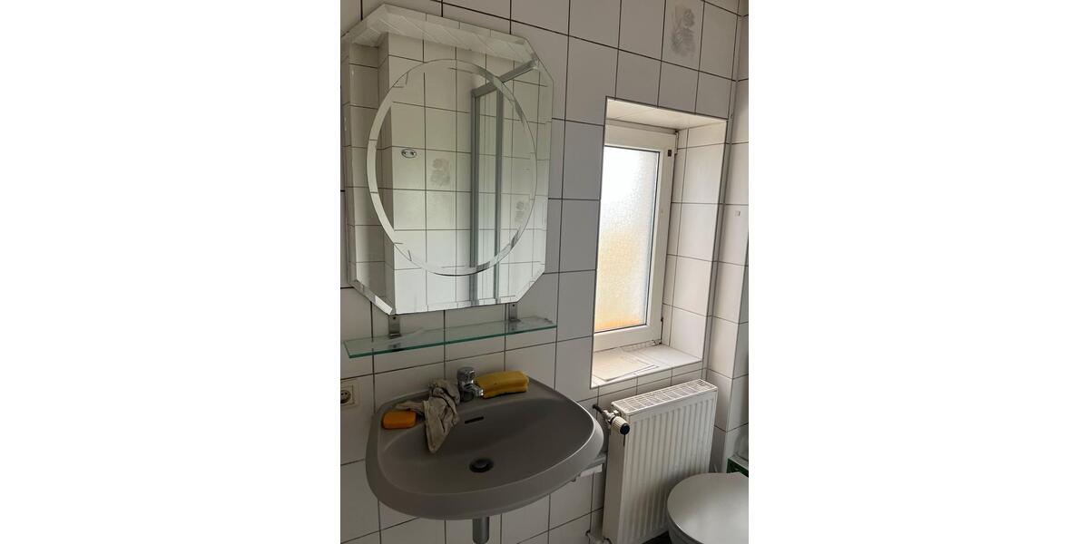 Dachgeschoßwohnung Sankt Ingbert - 3 Zimmer, 80 m&sup2;, 700&euro; | Angebot:26463375