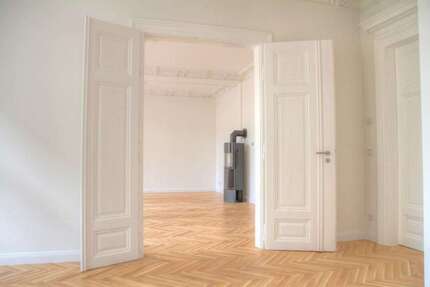 Wohnung Leipzig Mitte - 3.5 Zimmer, 129 m&sup2;, 1.590&euro; | Angebot:27033104