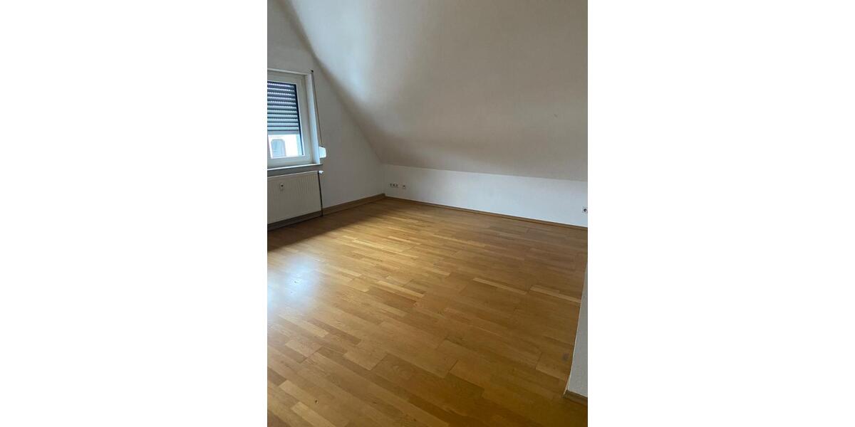 Dachgeschoßwohnung Altenstadt - 2 Zimmer, 59 m&sup2;, 525&euro; | Angebot:25127116