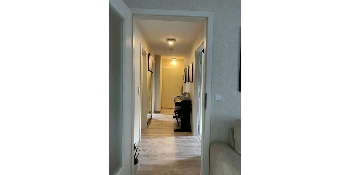 Dachgeschoßwohnung Frankfurt (Oder) - 3 Zimmer, 61 m&sup2;, 750&euro; | Angebot:25660112