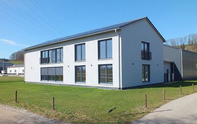 Gewerbeobjekt Günzach Obergünzburg - 3 Zimmer, 151 m&sup2;, 1.250&euro; | Angebot:25698500