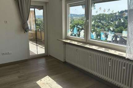 Wohnung Pforzheim Eutingen - 3 Zimmer, 77 m&sup2;, 650&euro; | Angebot:26756884