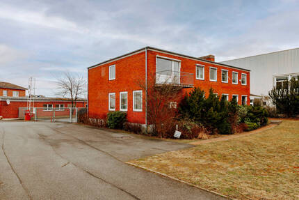 Gewerbeobjekt Lüneburg Goseburg-Zeltberg - 1 Zimmer, 400 m&sup2;, 1.500&euro; | Angebot:23973690