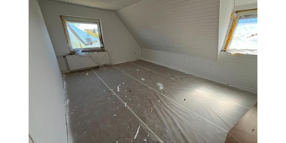 Dachgeschoßwohnung Nienburg (Weser) - 3 Zimmer, 79 m&sup2;, 745&euro; | Angebot:26268027