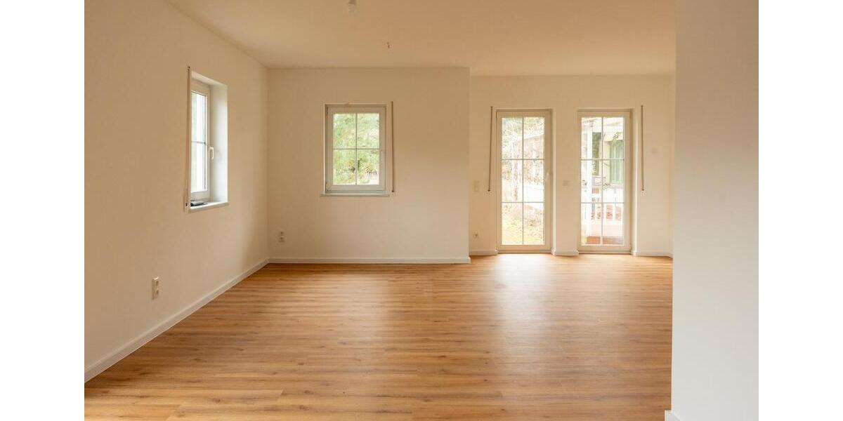 Etagenwohnung Bestensee - 3 Zimmer, 108 m&sup2;, 1.950&euro; | Angebot:25851491