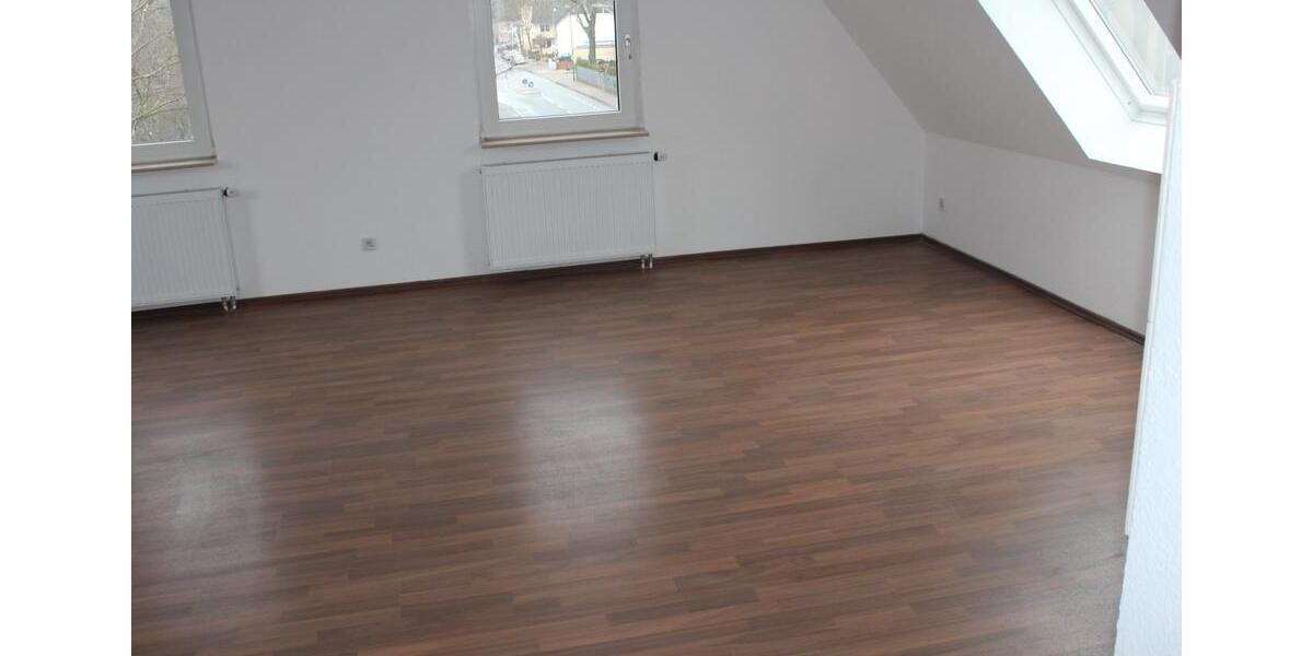 Dachgeschoßwohnung Herne Wanne - 2 Zimmer, 410 m&sup2;, 410&euro; | Angebot:24614886