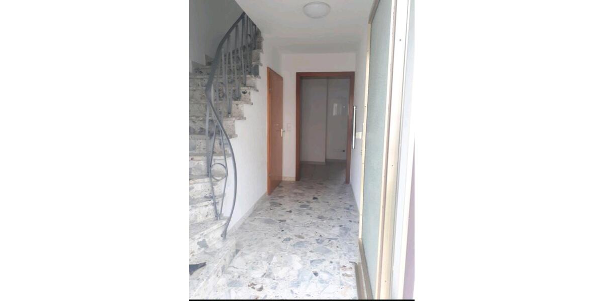 Erdgeschoßwohnung Dietenheim - 3 Zimmer, 80 m&sup2;, 1.250&euro; | Angebot:25309317